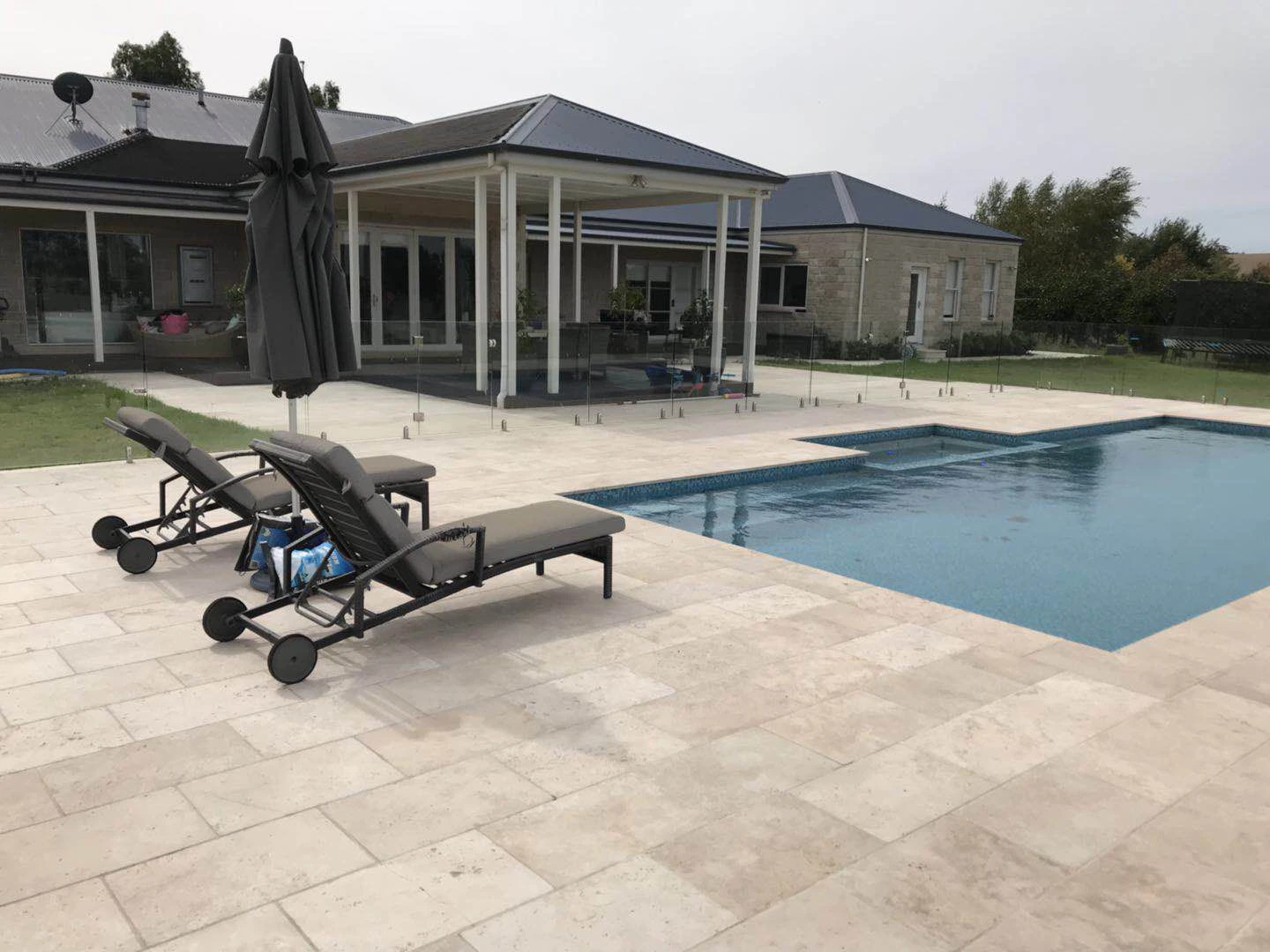 preview for Classic Travertine, Tumbled and Unfilled 5