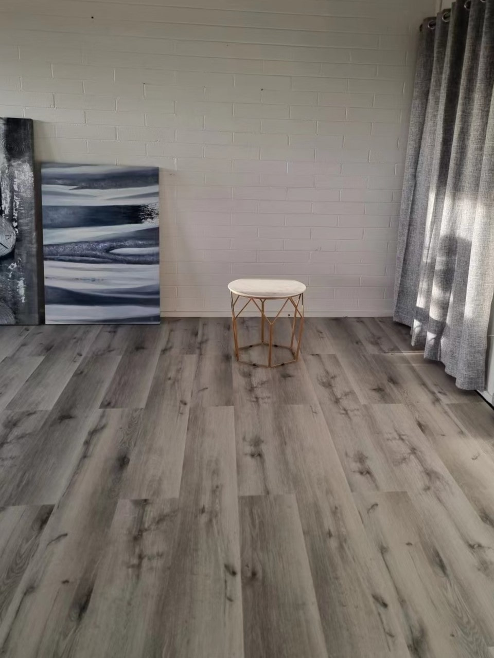 Grey Oak 7mm SPC Hybrid Flooring 2
