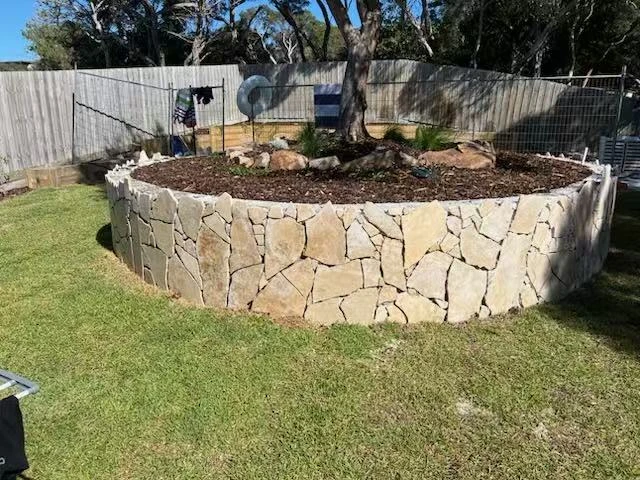 preview for Beige Travertine, Tumbled and Unfilled